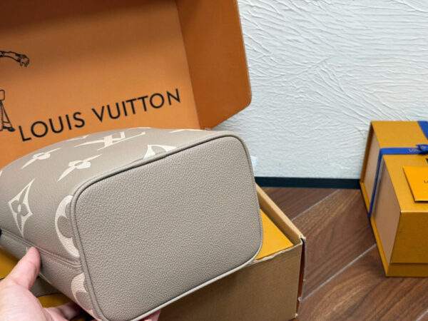 Modern Style Trendy Bag L5350