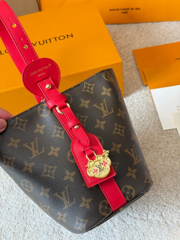 Modern Style Trendy Bag L5336