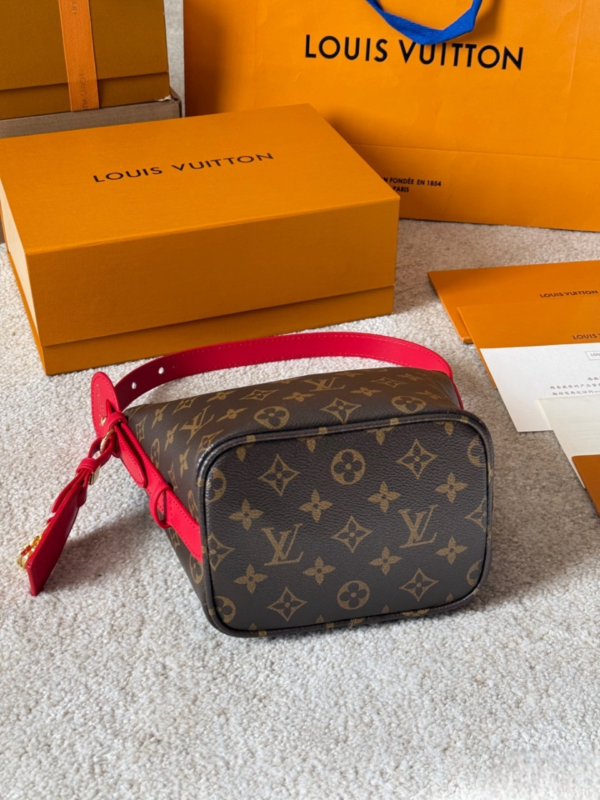 Modern Style Trendy Bag L5336