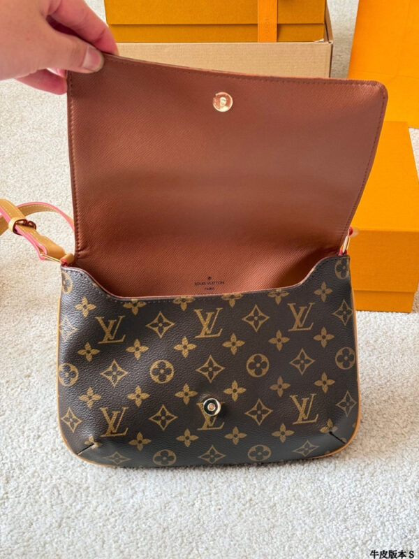 Modern Style Trendy Bag L5331