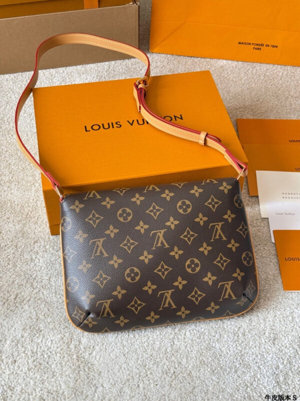 Modern Style Trendy Bag L5331