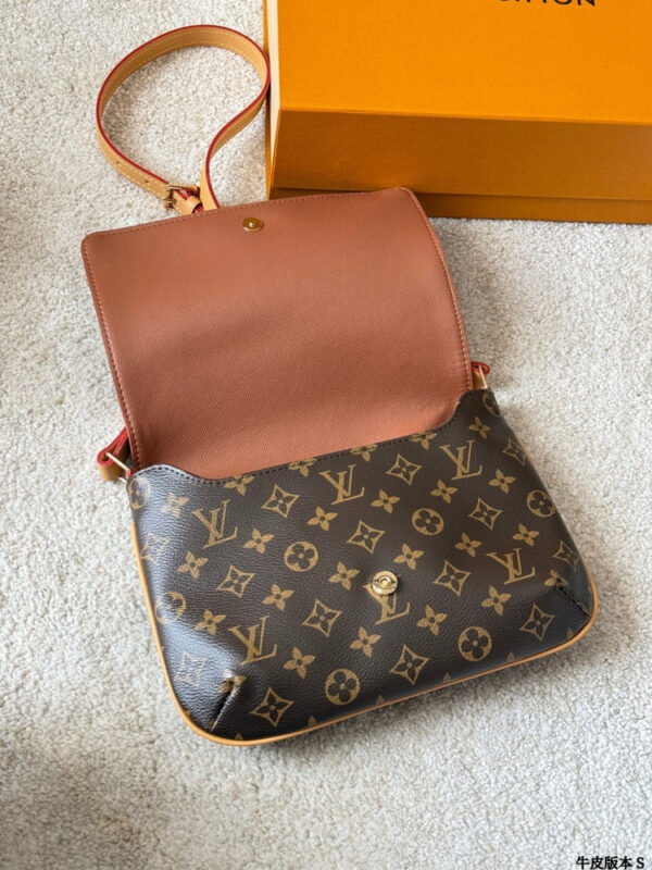 Modern Style Trendy Bag L5331