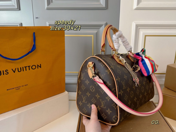 Modern Style Trendy Bag L5329