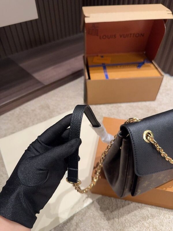 Modern Style Trendy Bag L5327