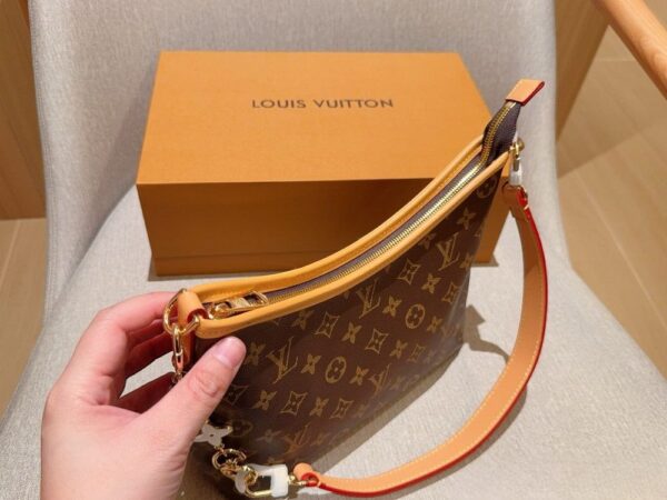 Modern Style Trendy Bag L5326