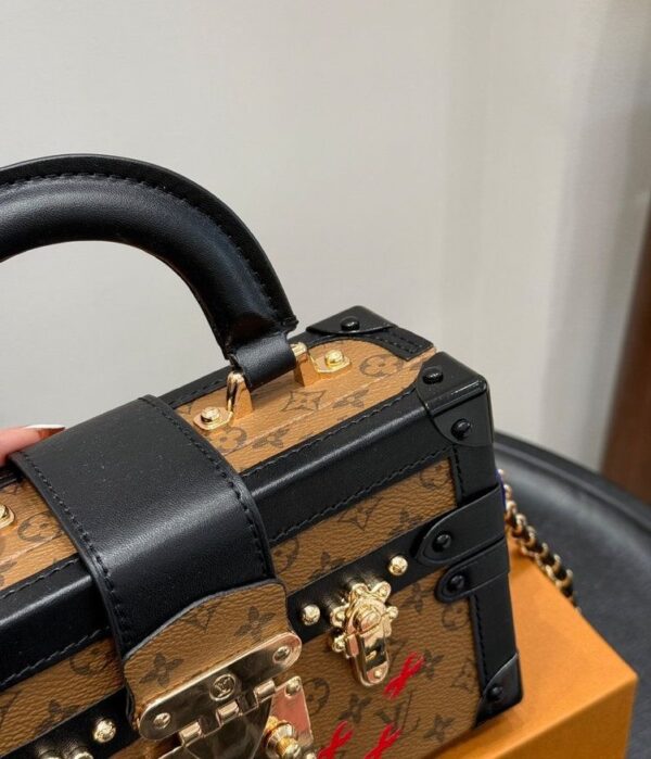 Modern Style Trendy Bag L5325