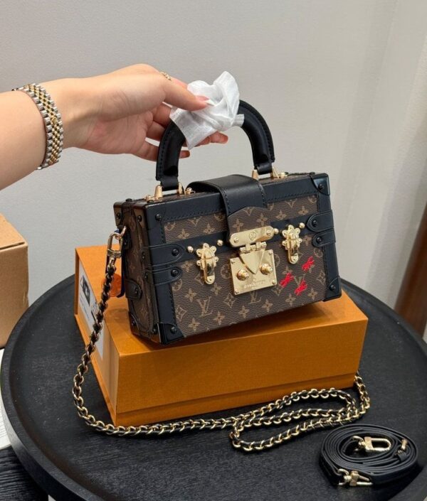 Modern Style Trendy Bag L5325