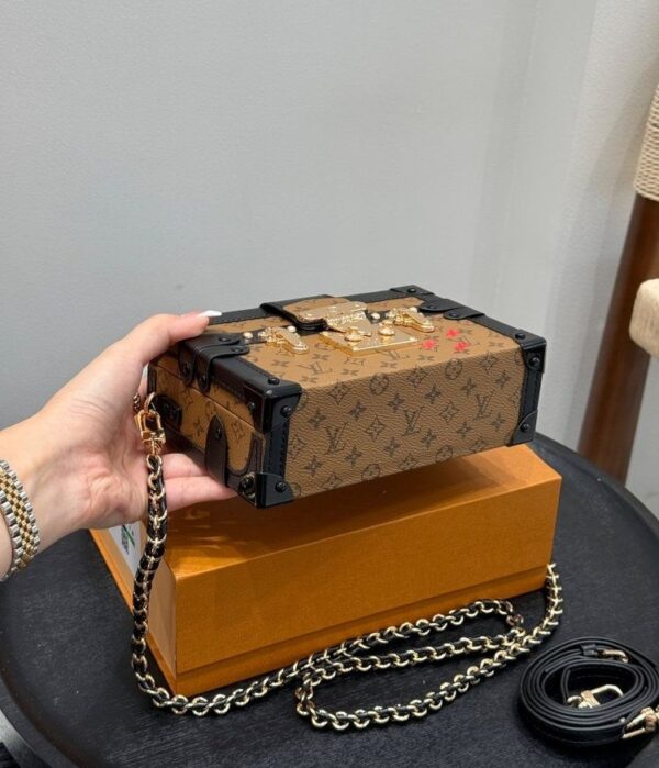Modern Style Trendy Bag L5325