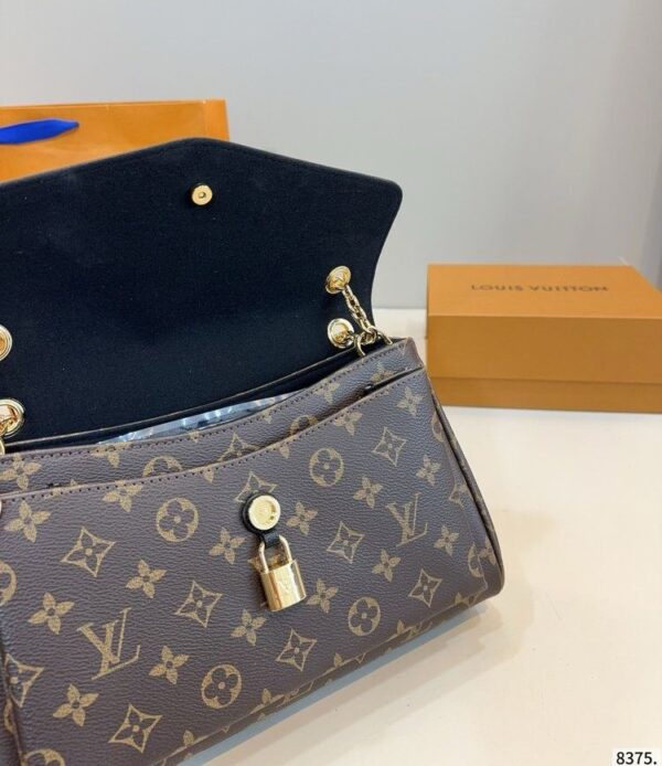 Modern Style Trendy Bag L5324