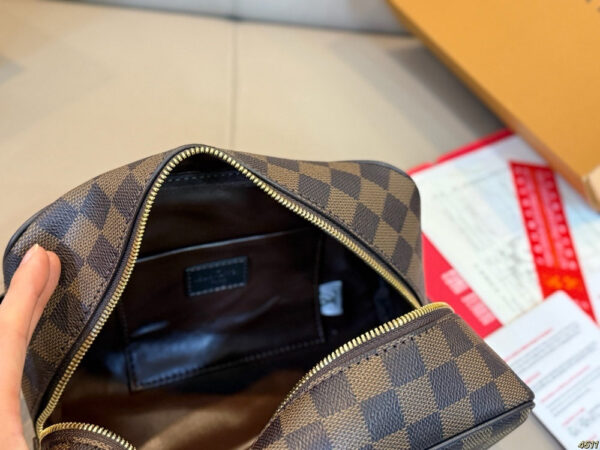 Modern Style Trendy Bag L5320