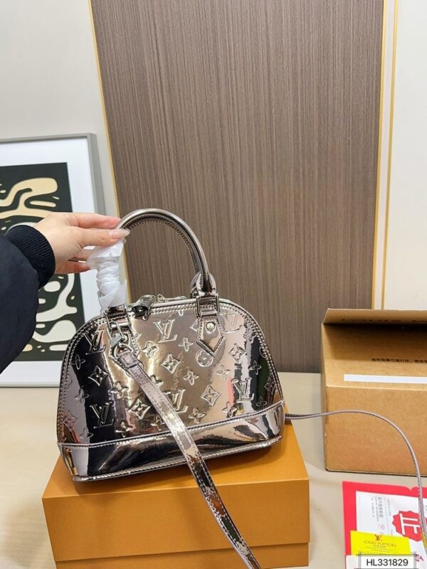 Modern Style Trendy Bag L5312