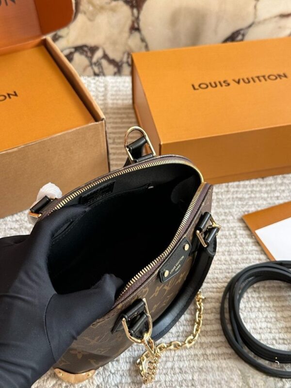 Modern Style Trendy Bag L5311