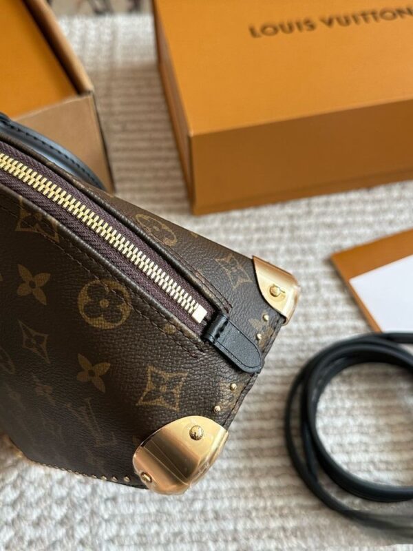 Modern Style Trendy Bag L5311