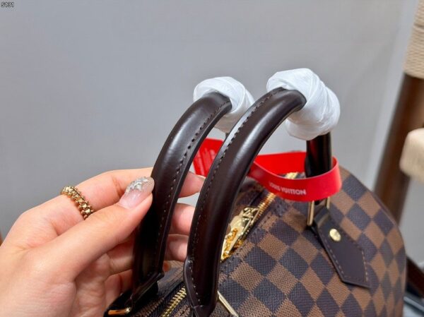 Modern Style Trendy Bag L5310