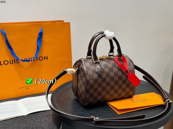 Modern Style Trendy Bag L5310