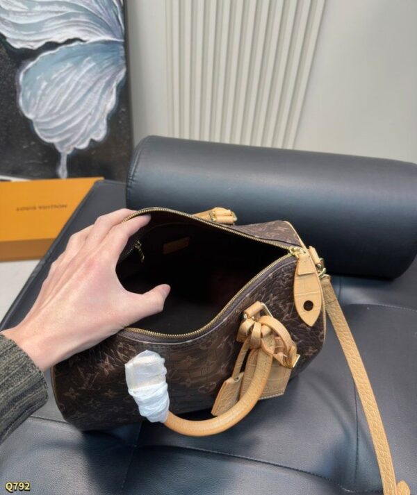 Modern Style Trendy Bag L5307