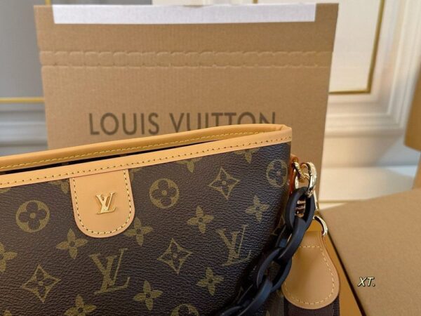 Modern Style Trendy Bag L5297