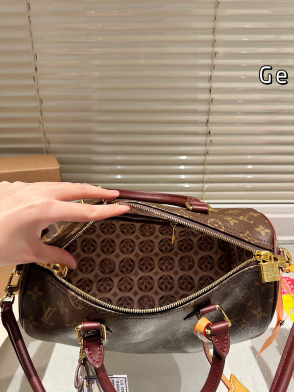 Modern Style Trendy Bag L5316