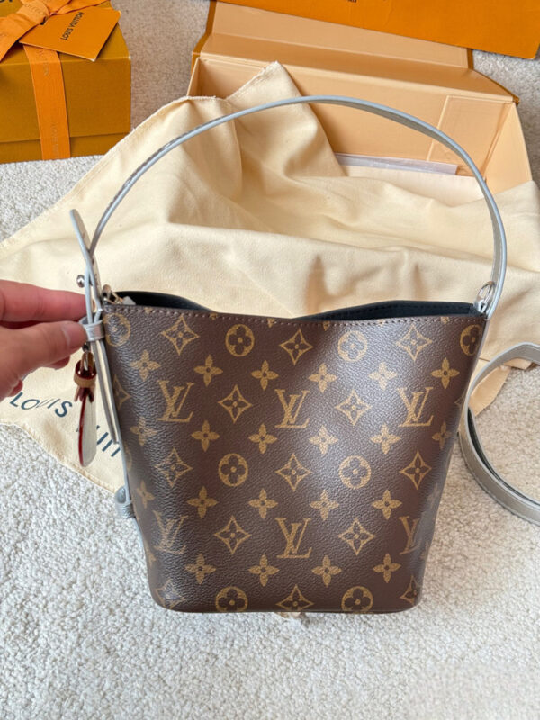 Modern Style Trendy Bag L5313