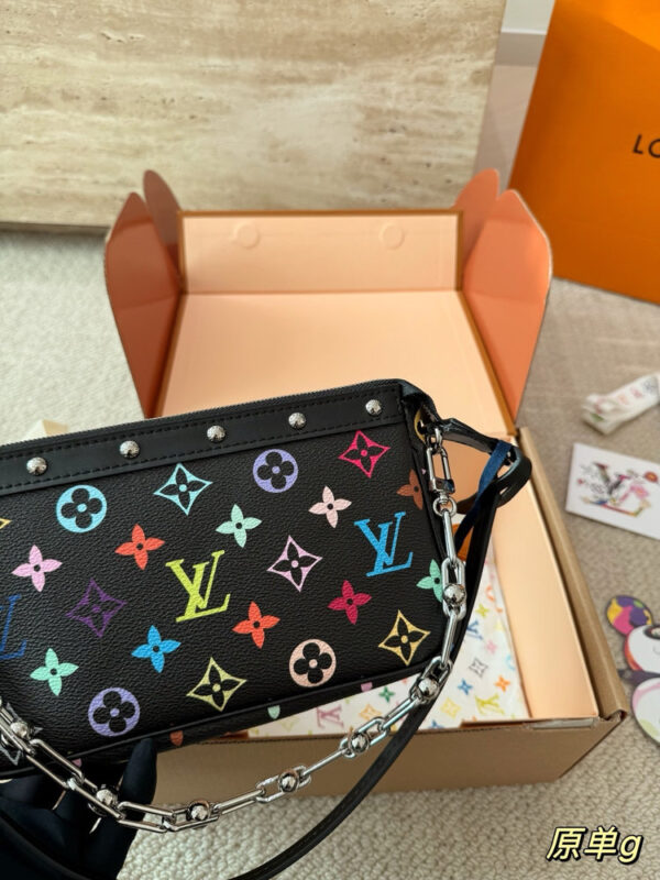 Modern Style Trendy Bag L5301