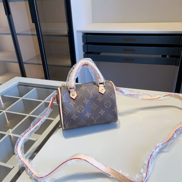 Modern Style Trendy Bag L4696