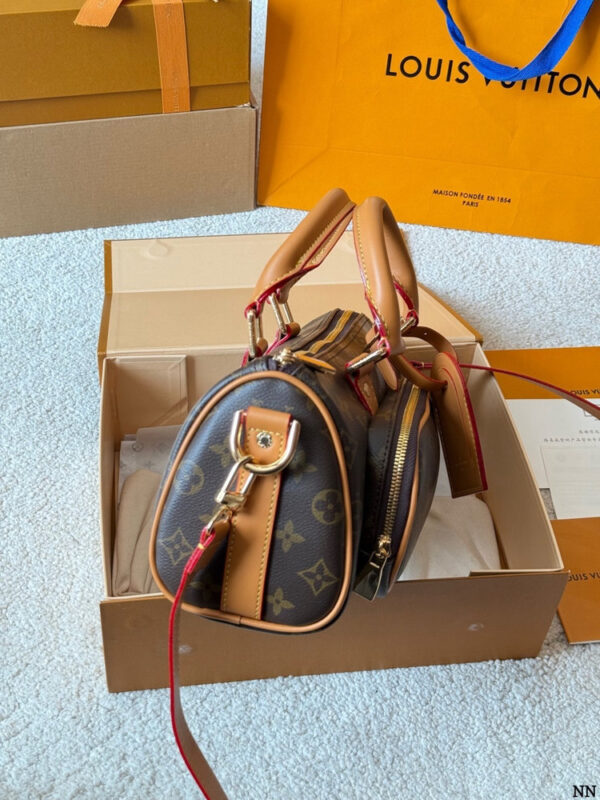 Modern Style Trendy Bag L5296
