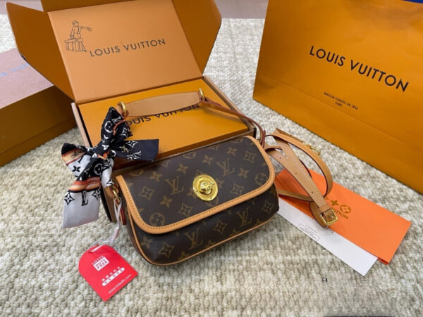 Modern Style Trendy Bag L5282