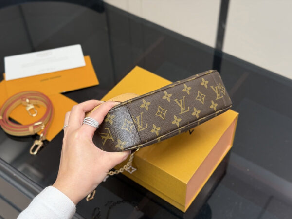 Modern Style Trendy Bag L5281