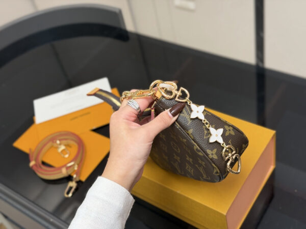 Modern Style Trendy Bag L5281