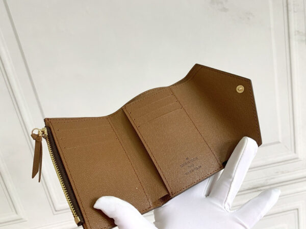 Modern Style Trendy Wallet 304
