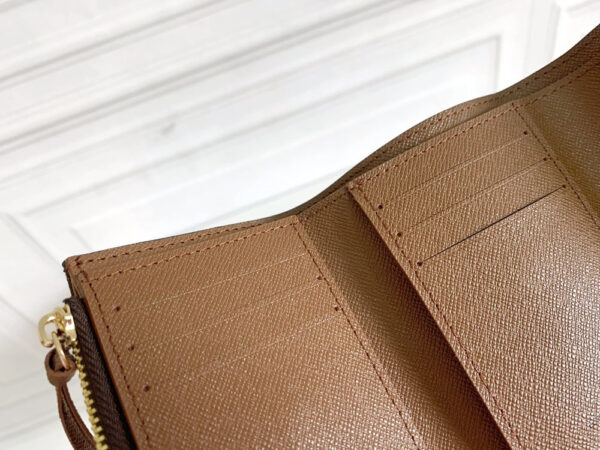 Modern Style Trendy Wallet 304