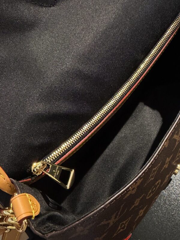 Modern Style Trendy Bag L311