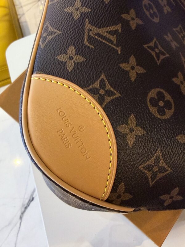 Modern Style Trendy Bag L310