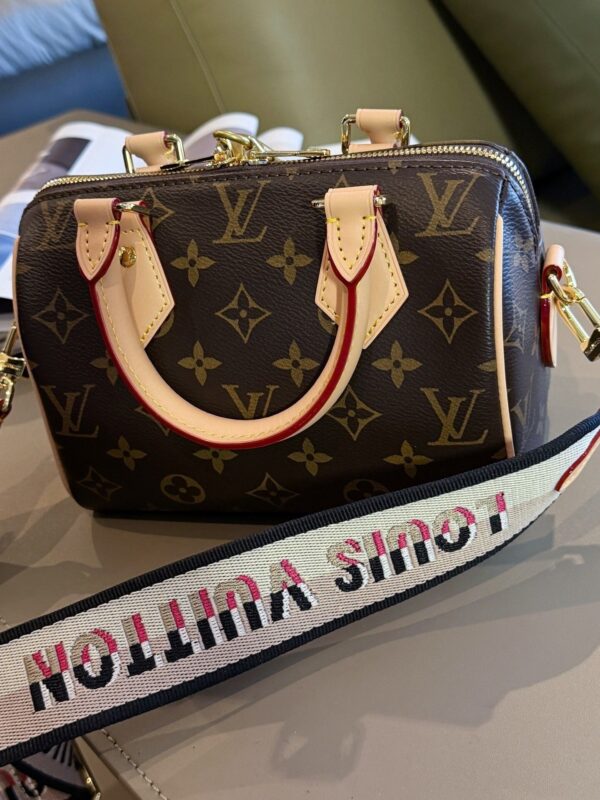 Modern Style Trendy Bag L309