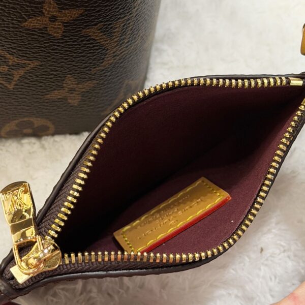 Modern Style Trendy Bag L308