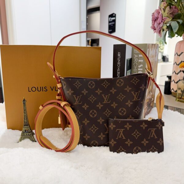 Modern Style Trendy Bag L308