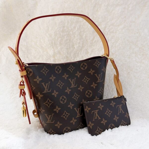 Modern Style Trendy Bag L308