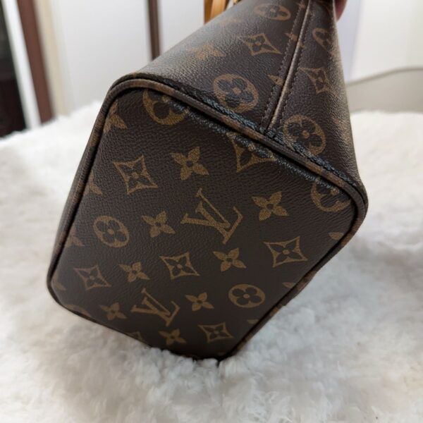Modern Style Trendy Bag L308