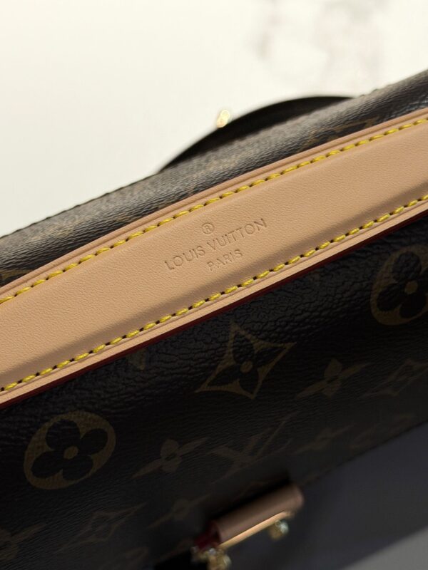 Modern Style Trendy Bag L306