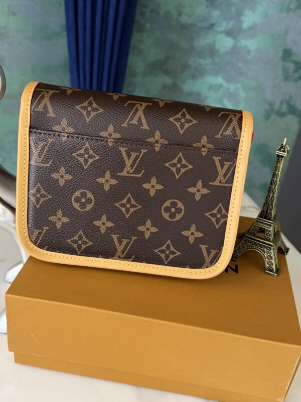 Modern Style Trendy Bag L305
