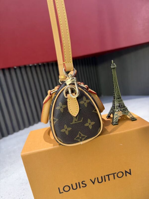 Modern Style Trendy Bag L302