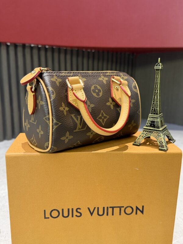 Modern Style Trendy Bag L302