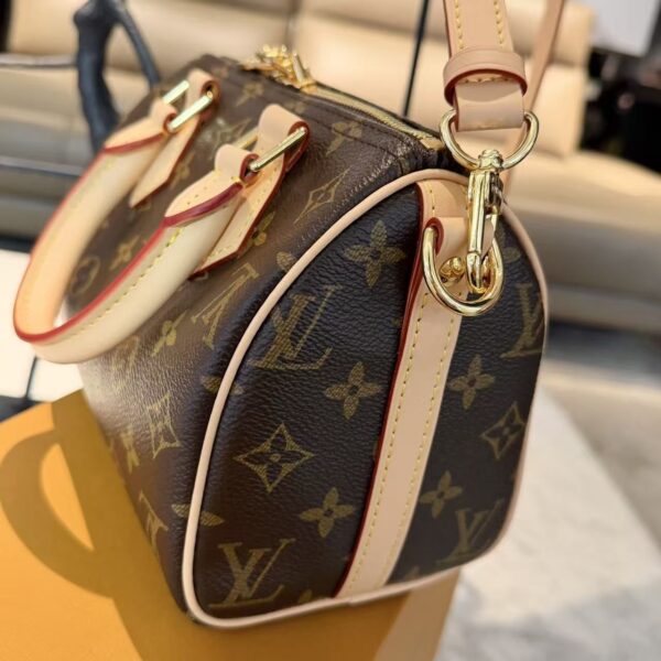Modern Style Trendy Bag L301