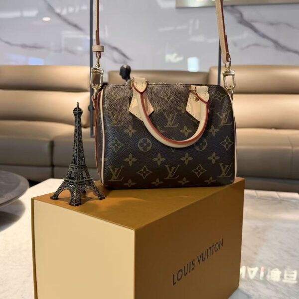 Modern Style Trendy Bag L301
