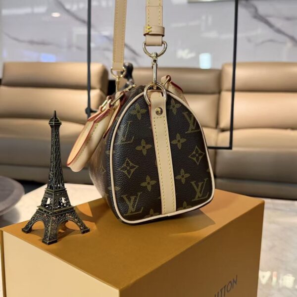 Modern Style Trendy Bag L301