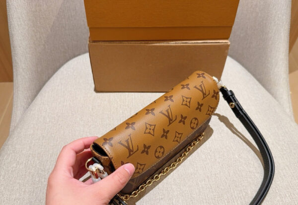 Modern Style Trendy Bag L5231