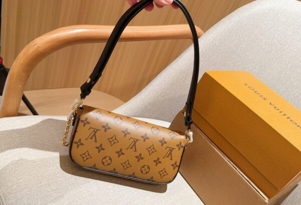 Modern Style Trendy Bag L5231