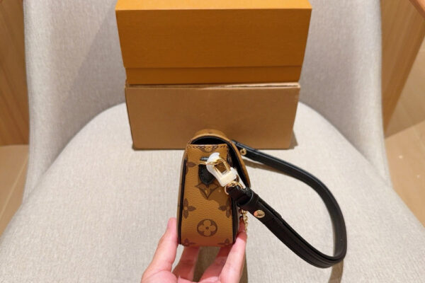 Modern Style Trendy Bag L5231