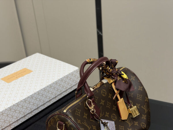 Modern Style Trendy Bag L5360