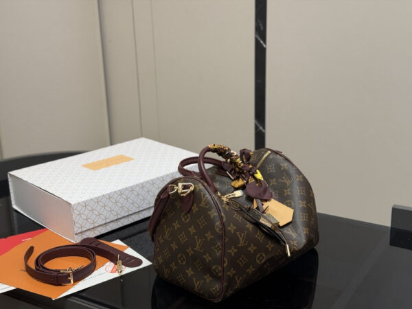 Modern Style Trendy Bag L5360